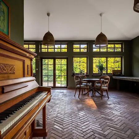 Dworek Glogowiska Villa