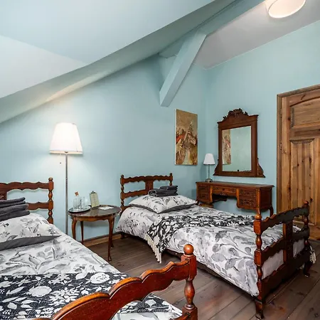 Dworek Glogowiska Villa *